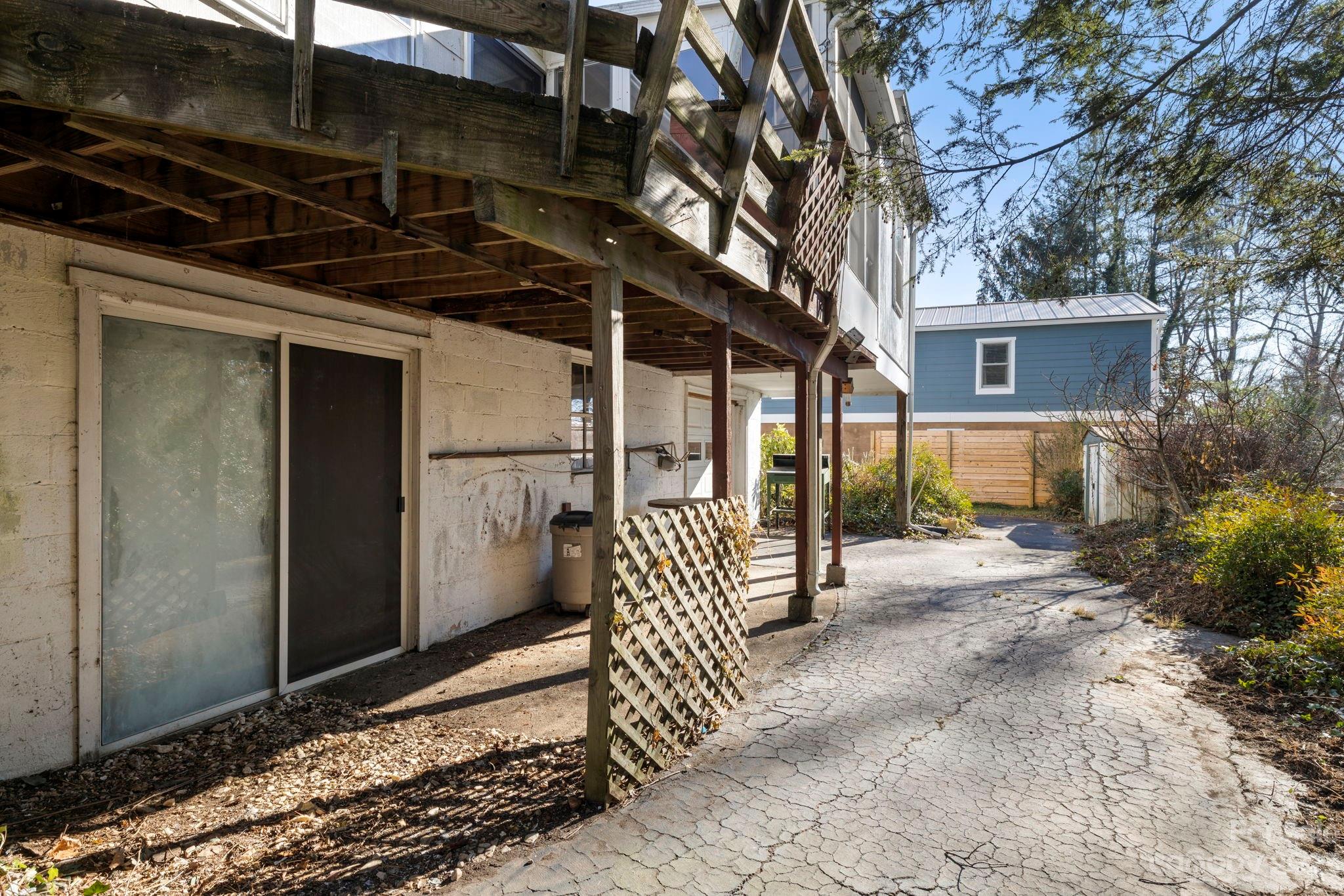 47 Baker Place Asheville NC 28806
