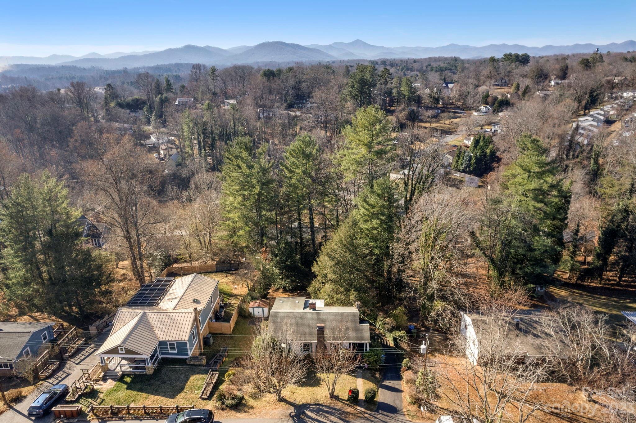47 Baker Place Asheville NC 28806