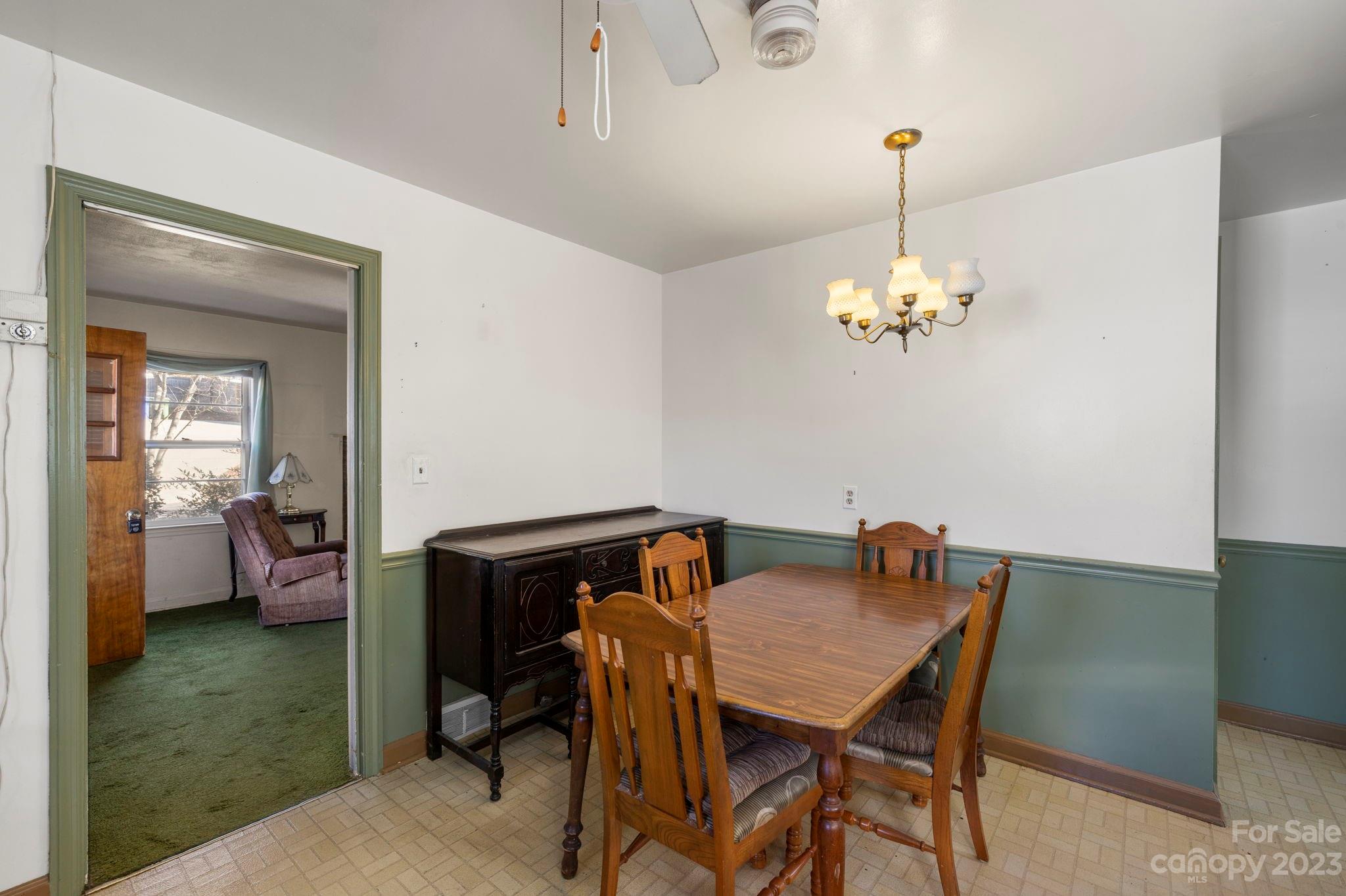 47 Baker Place Asheville NC 28806