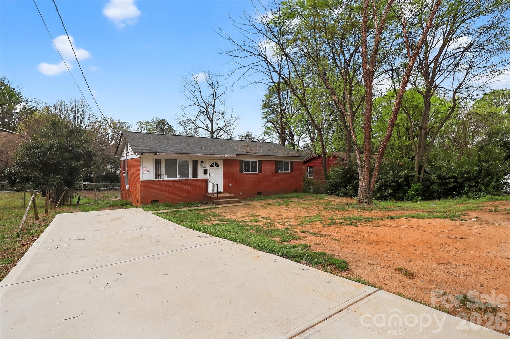 1019 Lewiston Avenue Charlotte NC 28208