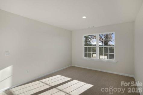 437 Falcon Lane Lexington NC 27295
