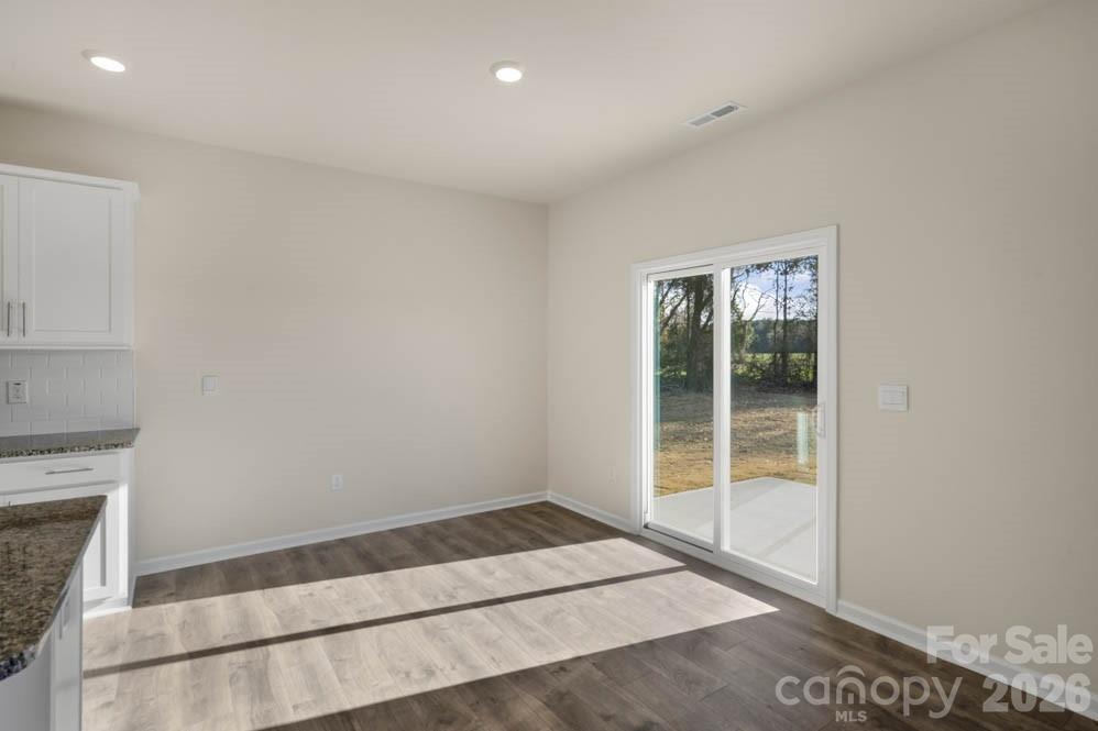 437 Falcon Lane Lexington NC 27295