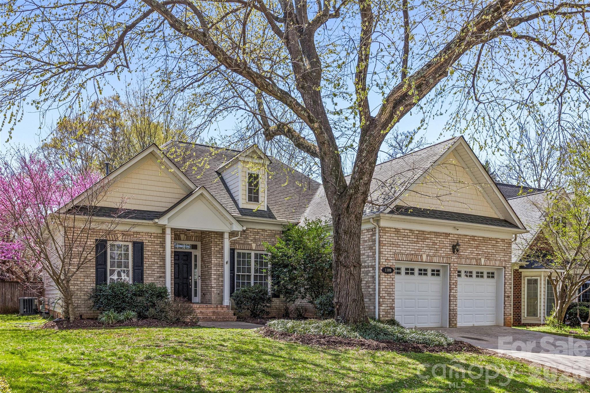 1109 Moray Court Charlotte NC 28211