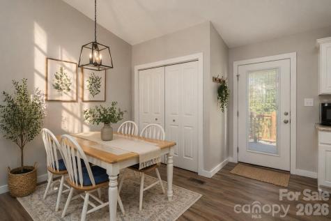 660 W 9th Street Newton NC 28658