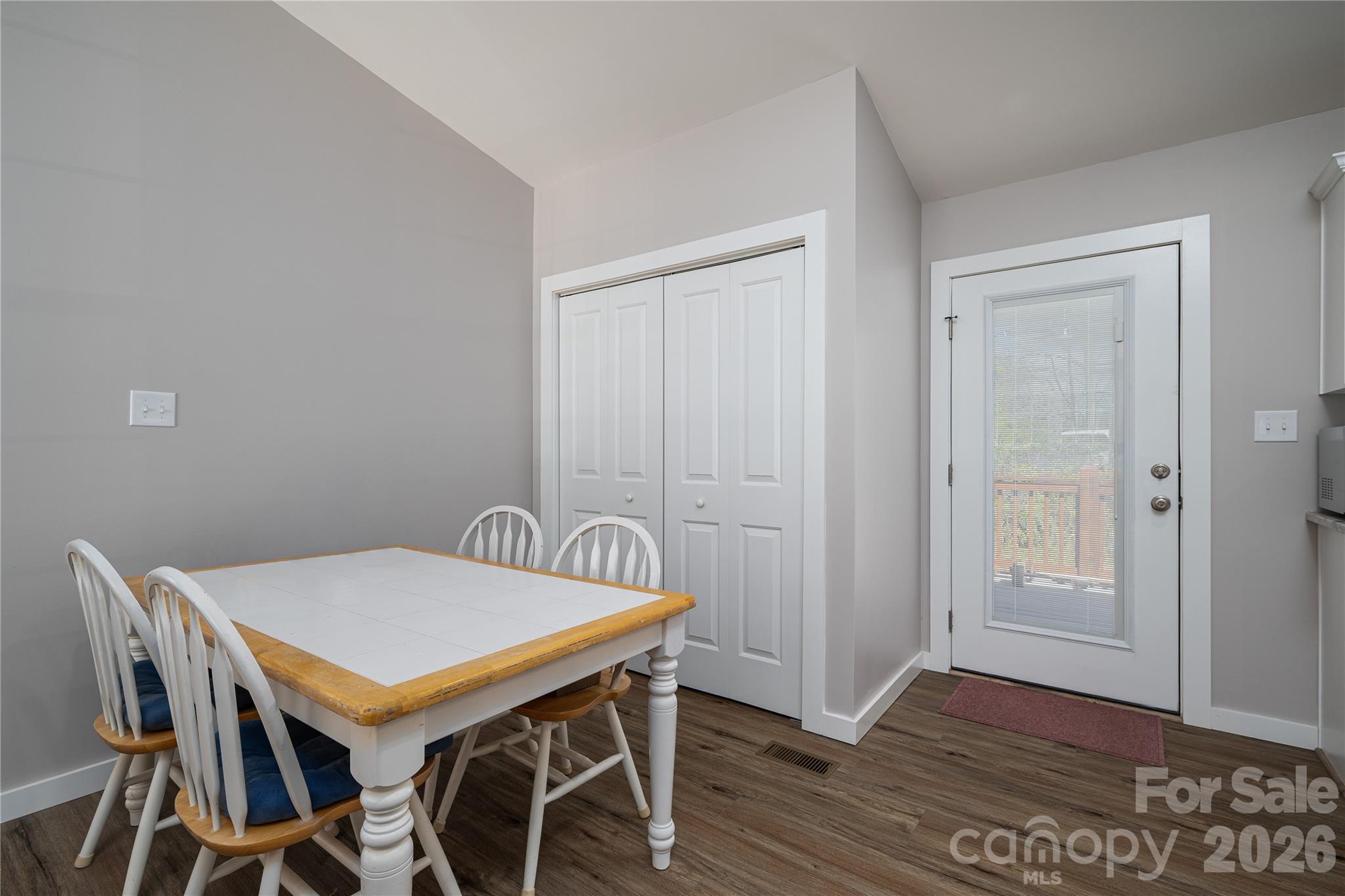 660 W 9th Street Newton NC 28658