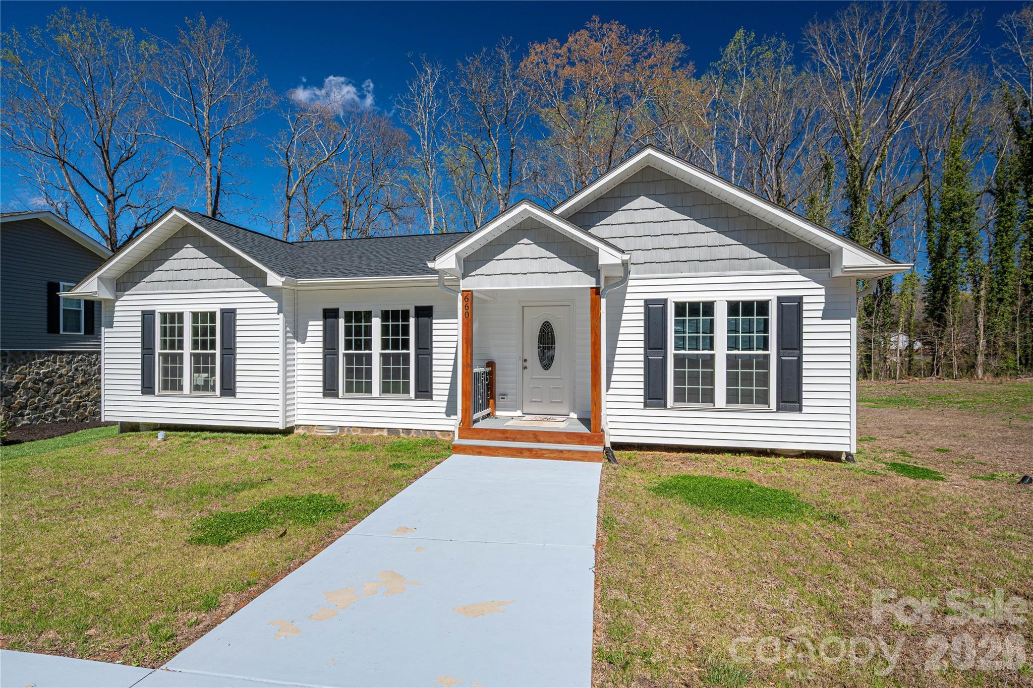 660 W 9th Street Newton NC 28658