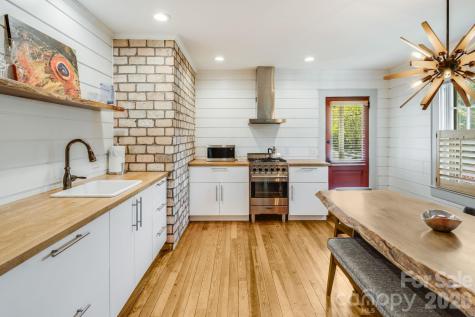 72 Woodlawn Avenue Asheville NC 28801