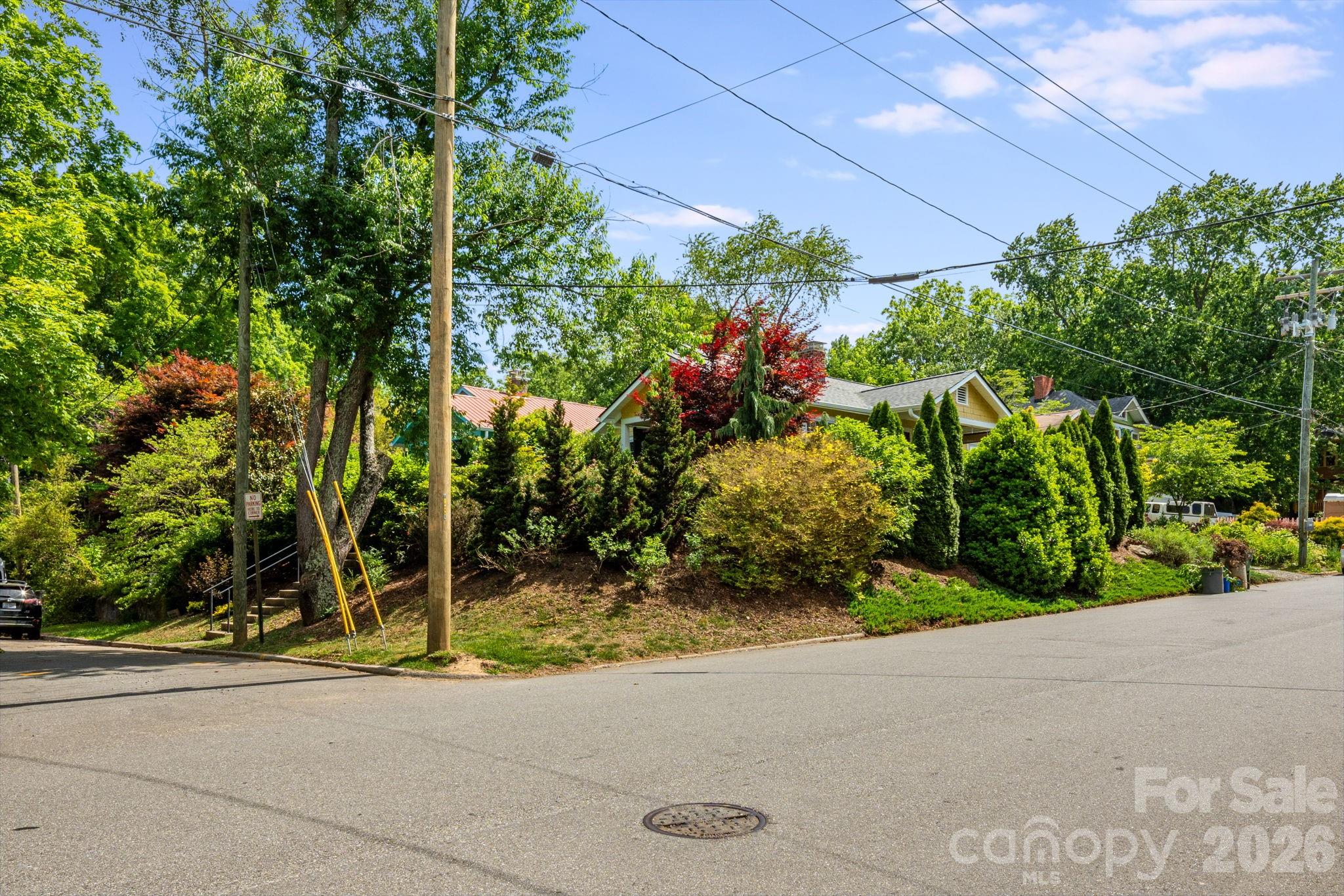 72 Woodlawn Avenue Asheville NC 28801