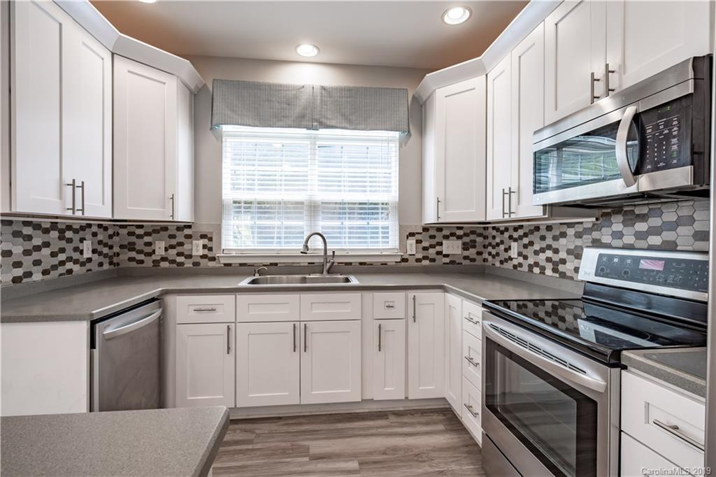 2040 Mountain Park Drive Charlotte NC 28214