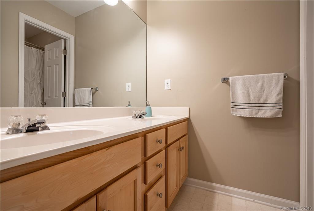 2040 Mountain Park Drive Charlotte NC 28214