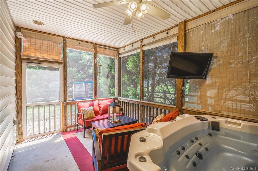 2040 Mountain Park Drive Charlotte NC 28214