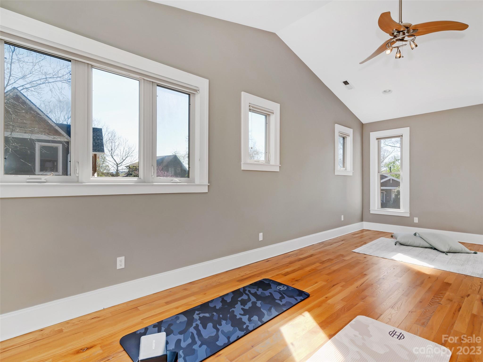 22 Sunrise Drive Asheville NC 28806