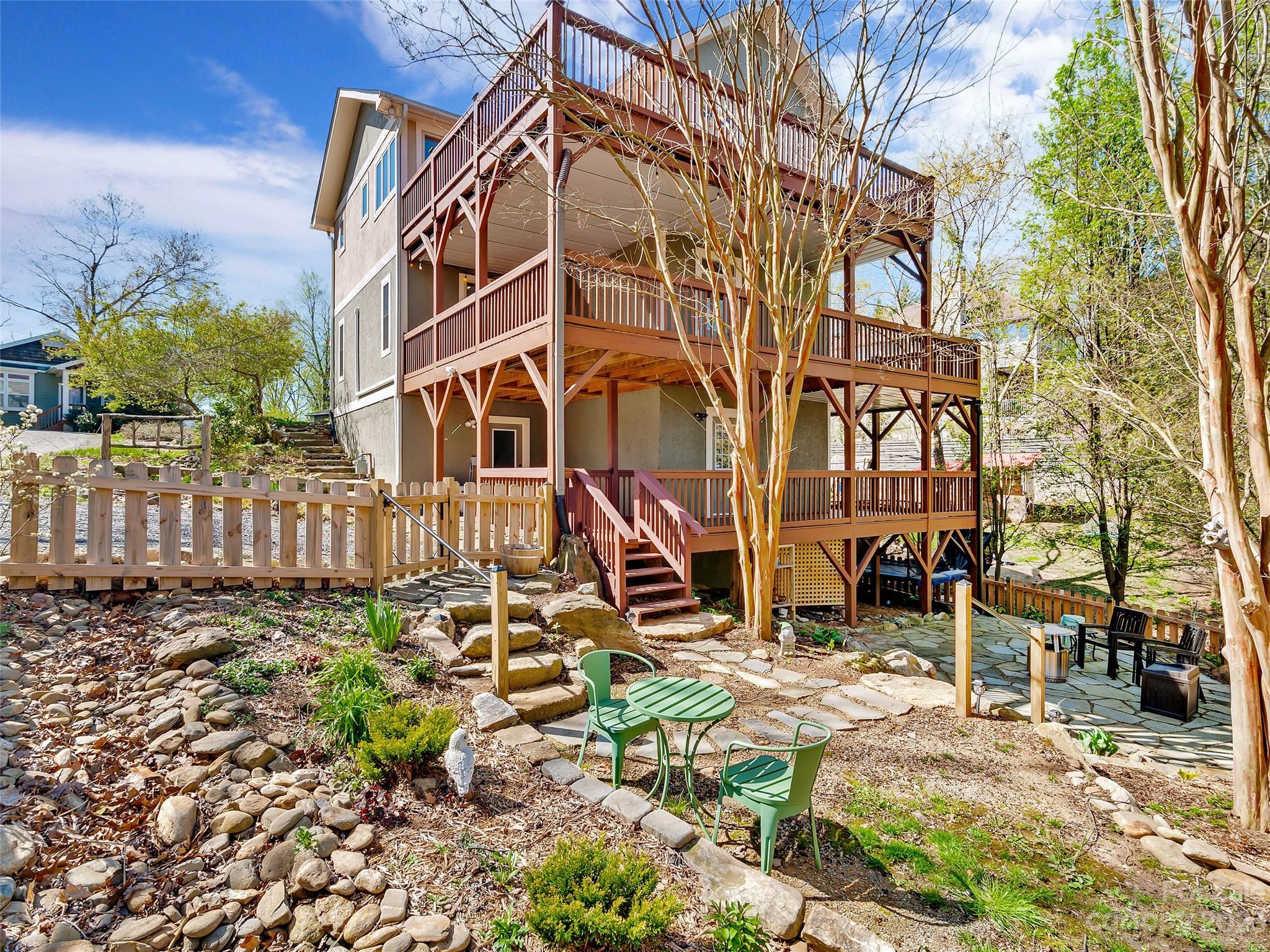 22 Sunrise Drive Asheville NC 28806