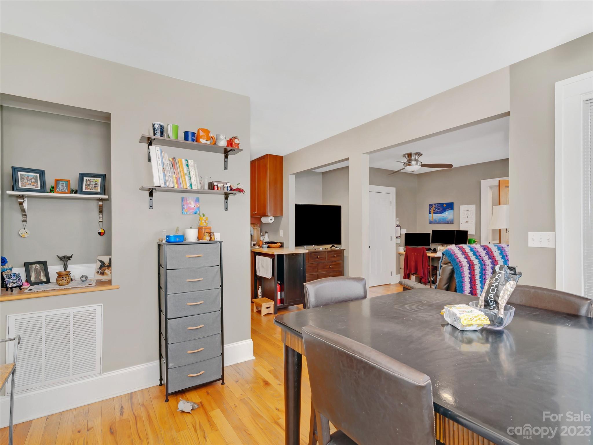 22 Sunrise Drive Asheville NC 28806