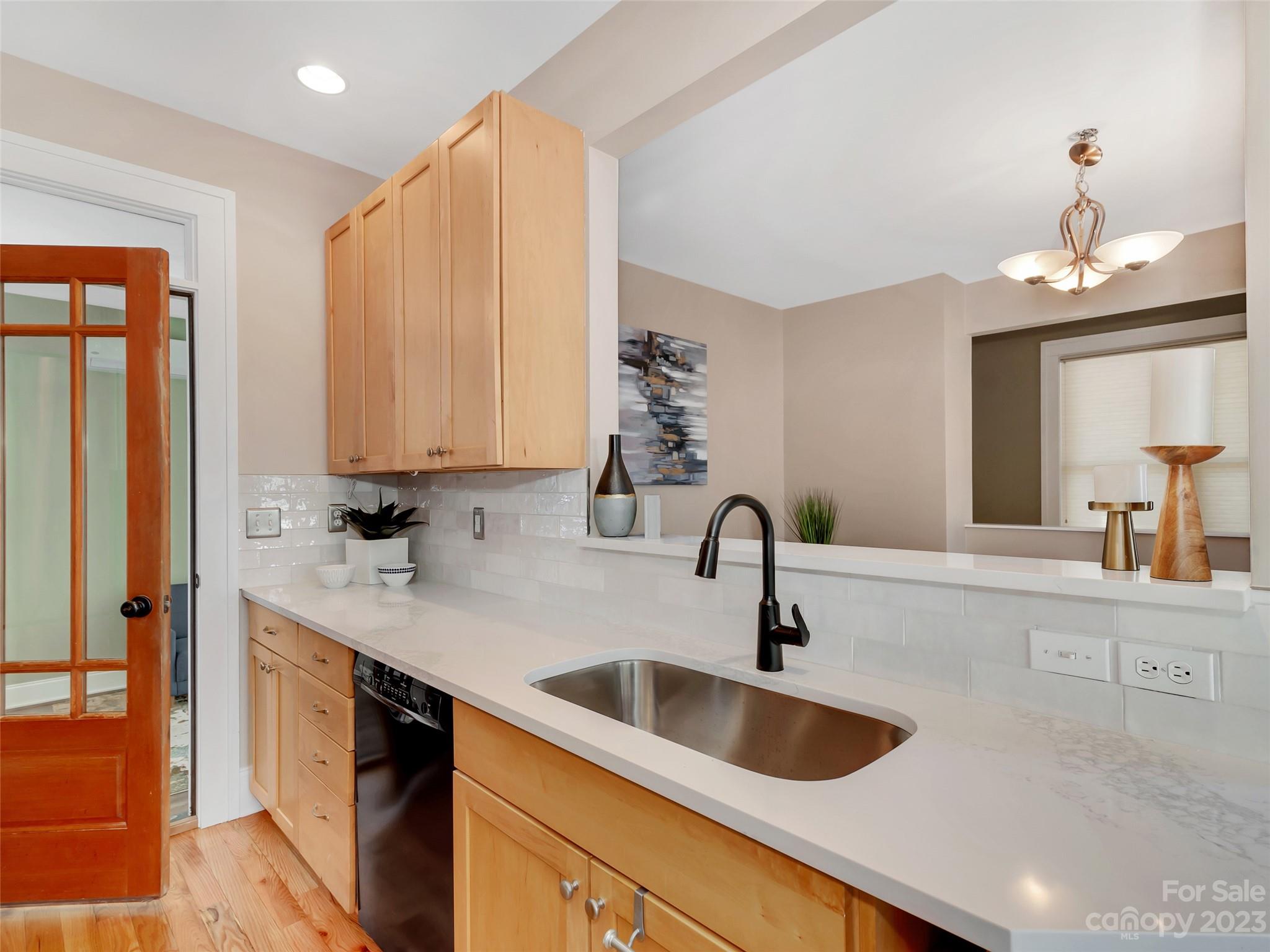 22 Sunrise Drive Asheville NC 28806