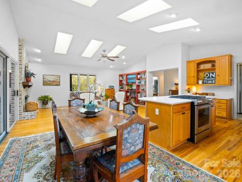 33 Ugedaliyvi Court Brevard NC 28712