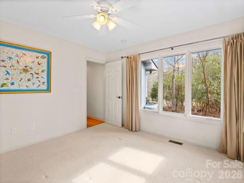 33 Ugedaliyvi Court Brevard NC 28712