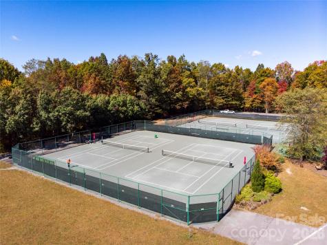 33 Ugedaliyvi Court Brevard NC 28712