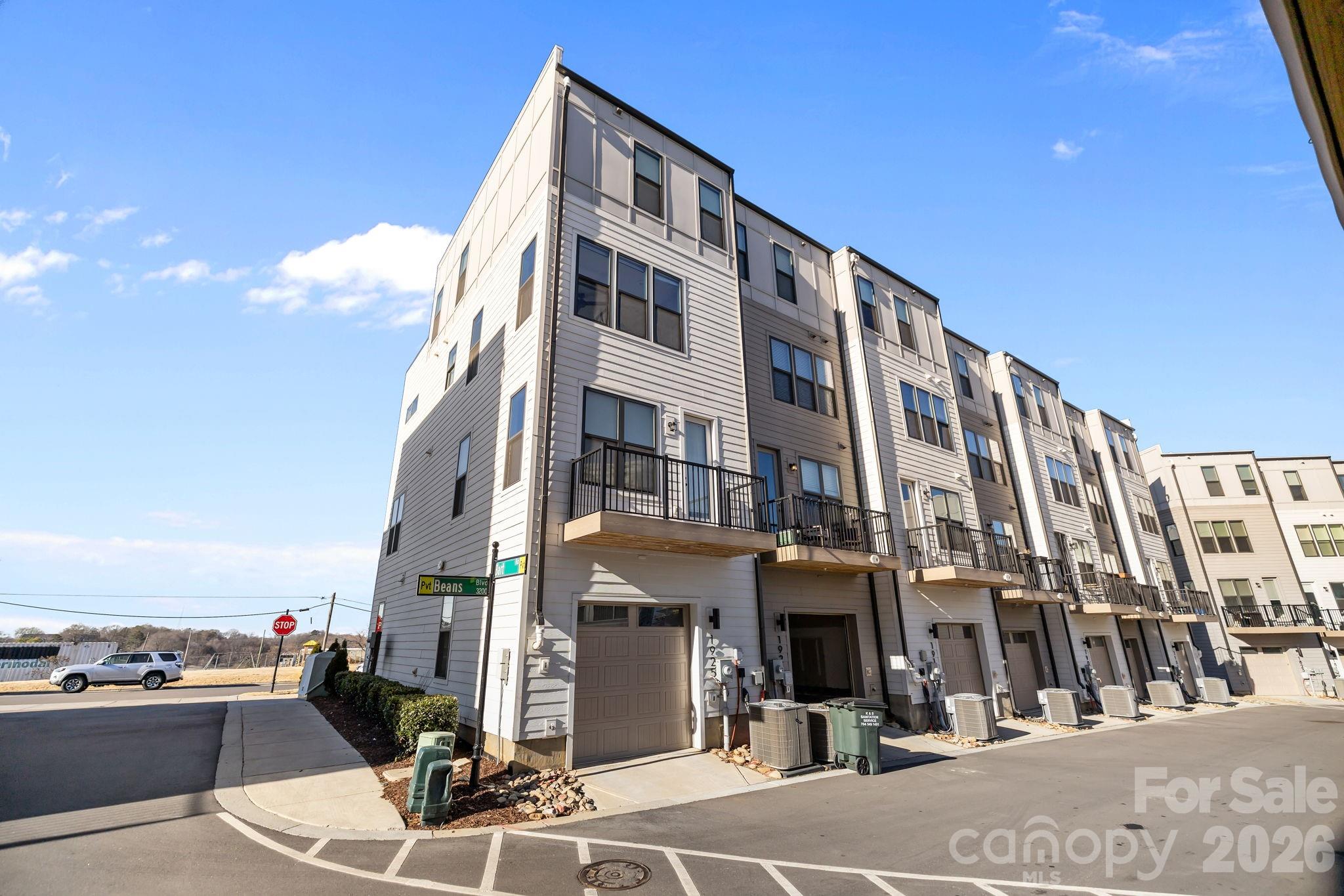 1925 Dunavant Street Charlotte NC 28203