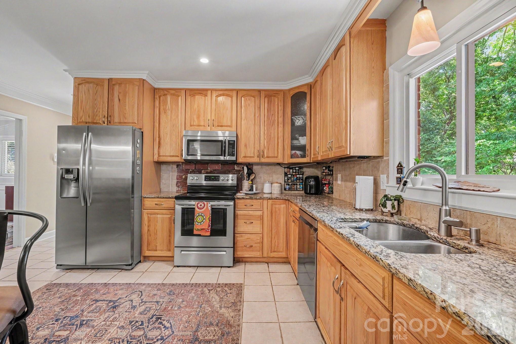 6641 Brookmeade Drive Charlotte NC 28226