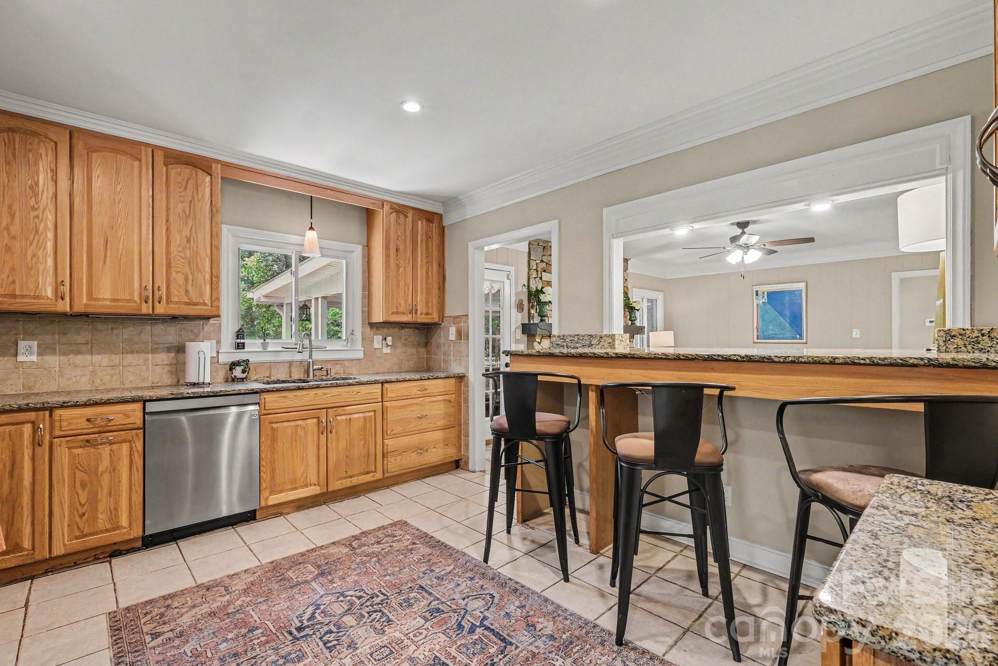 6641 Brookmeade Drive Charlotte NC 28226