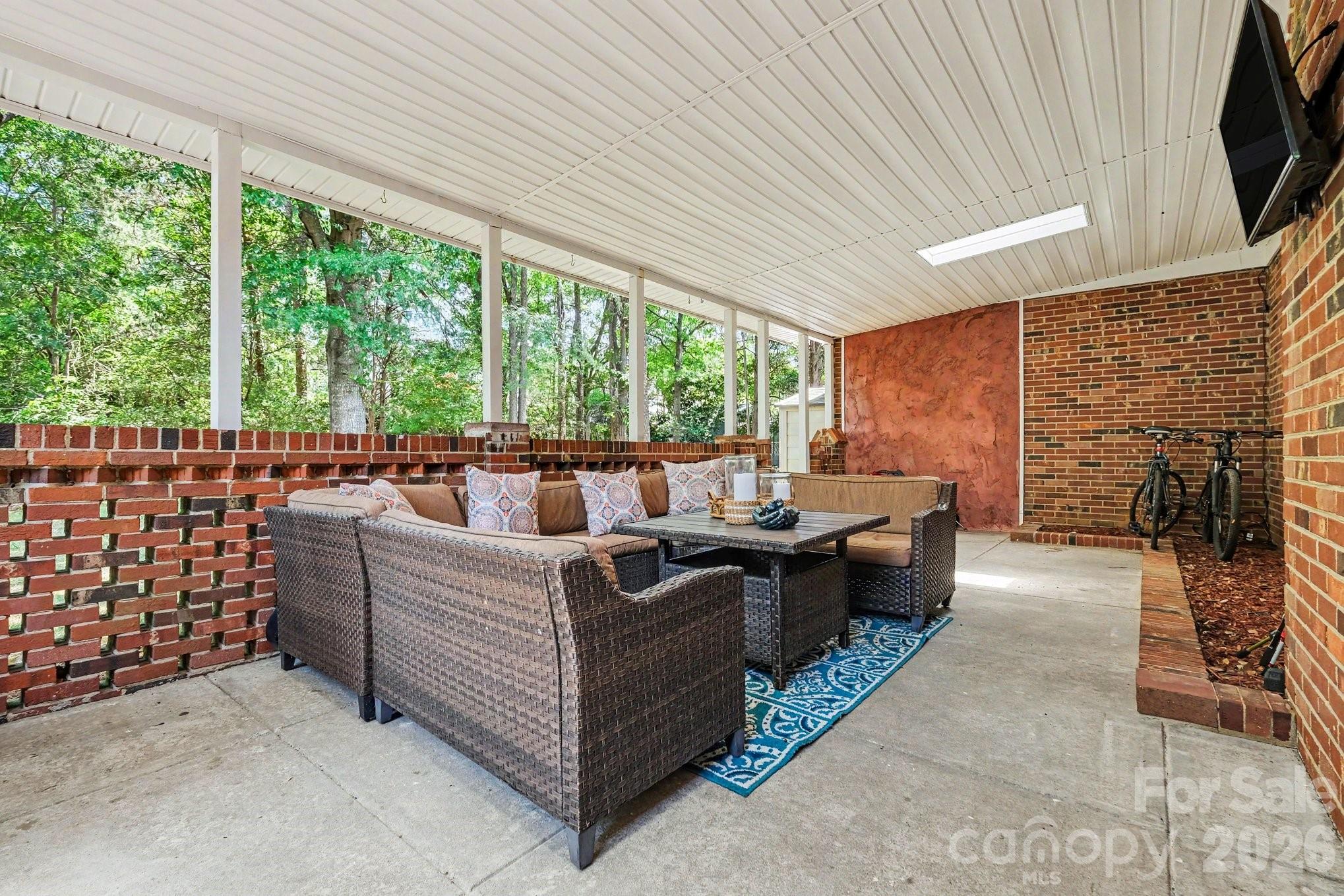 6641 Brookmeade Drive Charlotte NC 28226