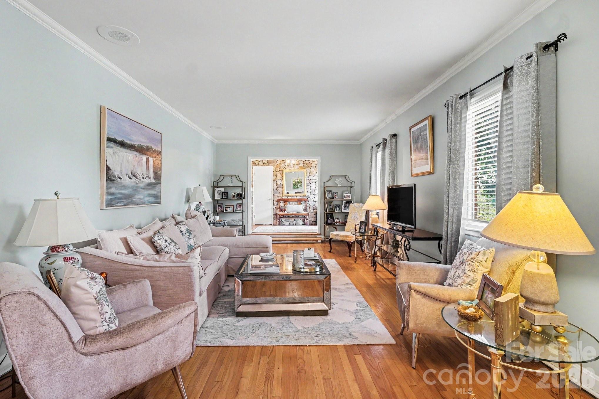 6641 Brookmeade Drive Charlotte NC 28226