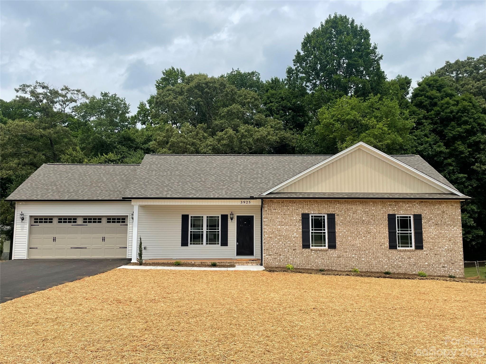 3925 13th Street Circle NE Hickory NC 28601