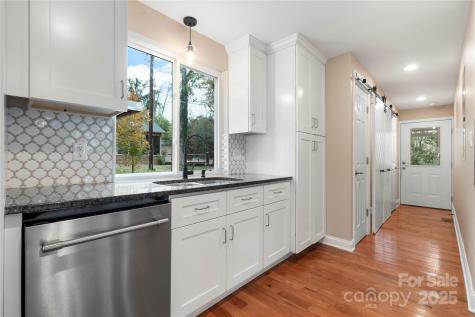 1515 Berkley Street SW Lenoir NC 28645