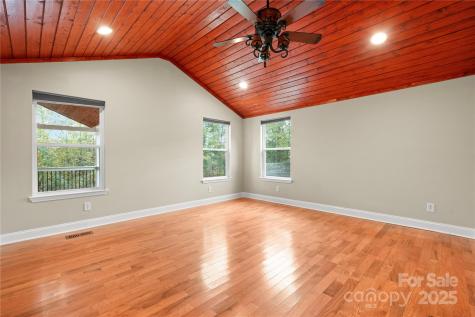 1515 Berkley Street SW Lenoir NC 28645