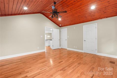1515 Berkley Street SW Lenoir NC 28645