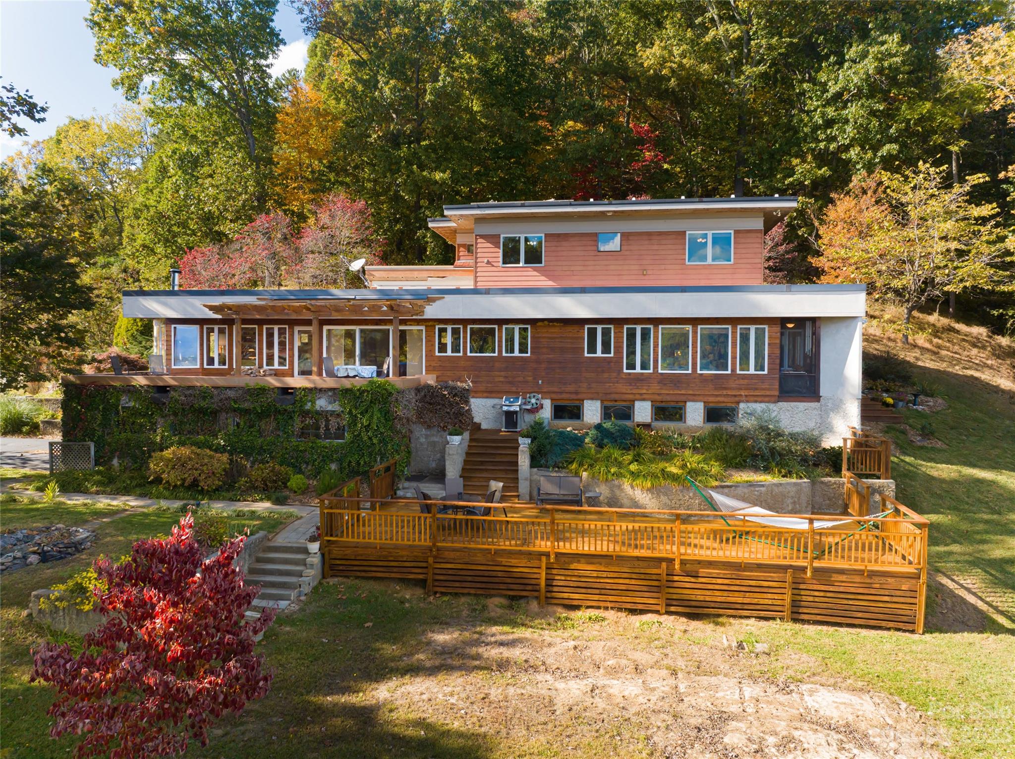 179 Earlys Mountain Road Leicester NC 28748