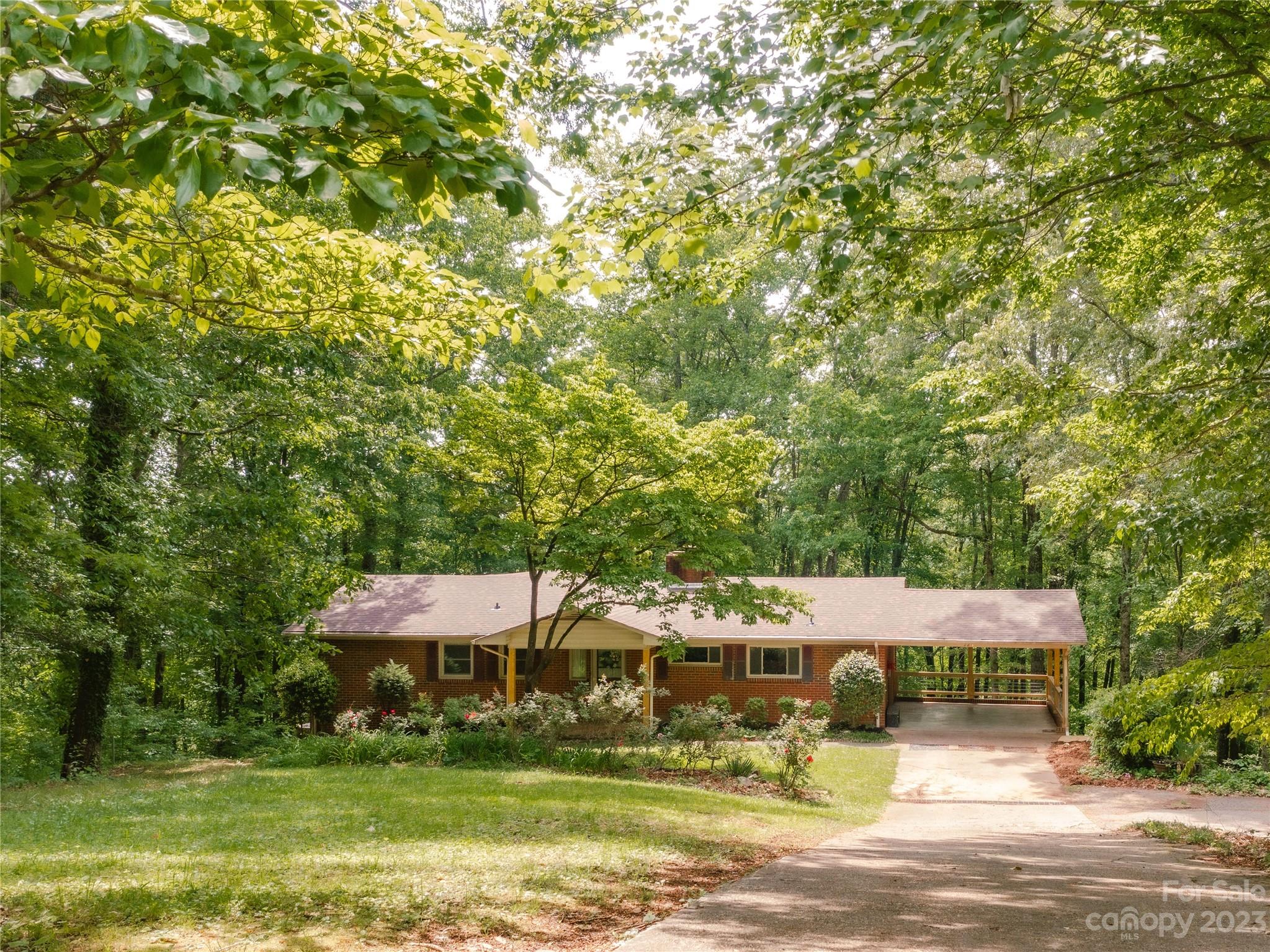 226 Reservoir Drive, Old Fort NC MLS Car4028561 Greybeard Realty