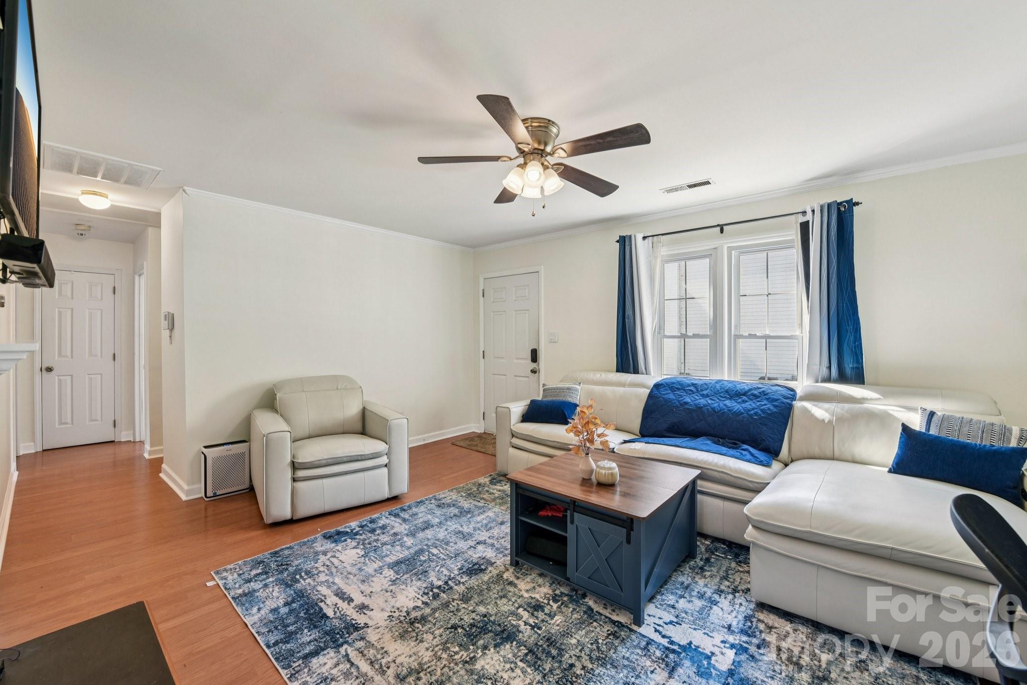 6025 Crape Myrtle Lane Charlotte NC 28216