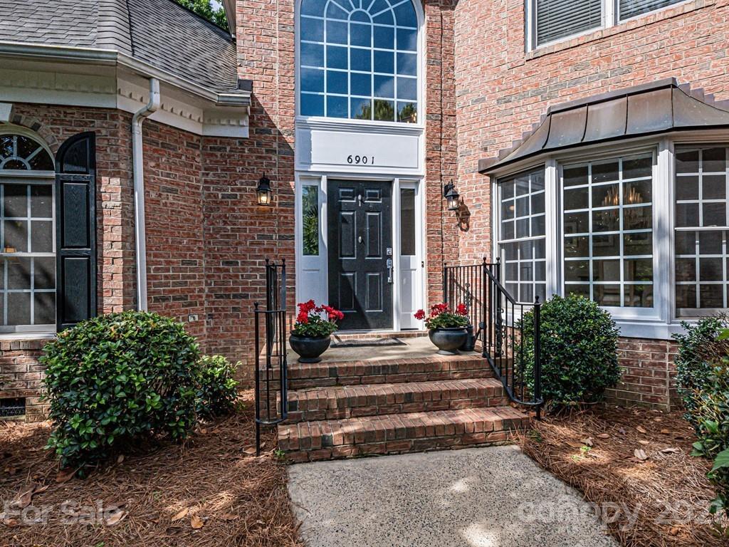 6901 Riesman Lane Charlotte NC 28210