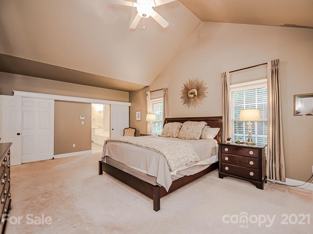 6901 Riesman Lane Charlotte NC 28210
