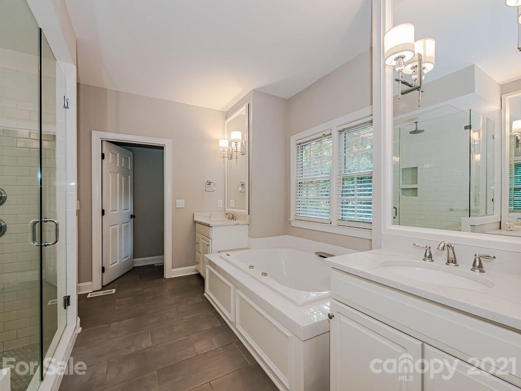 6901 Riesman Lane Charlotte NC 28210