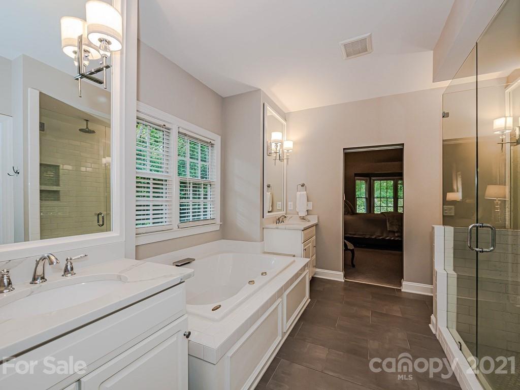 6901 Riesman Lane Charlotte NC 28210