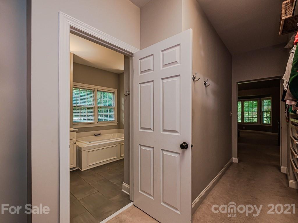 6901 Riesman Lane Charlotte NC 28210