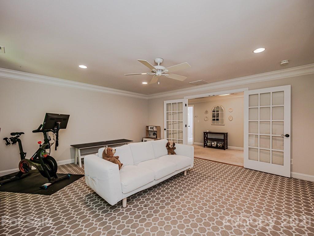 6901 Riesman Lane Charlotte NC 28210