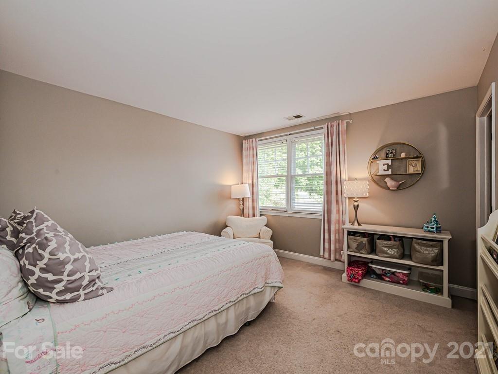 6901 Riesman Lane Charlotte NC 28210