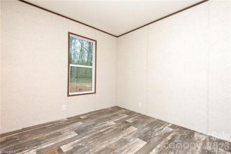 2113 Green Haven Court Morganton NC 28655