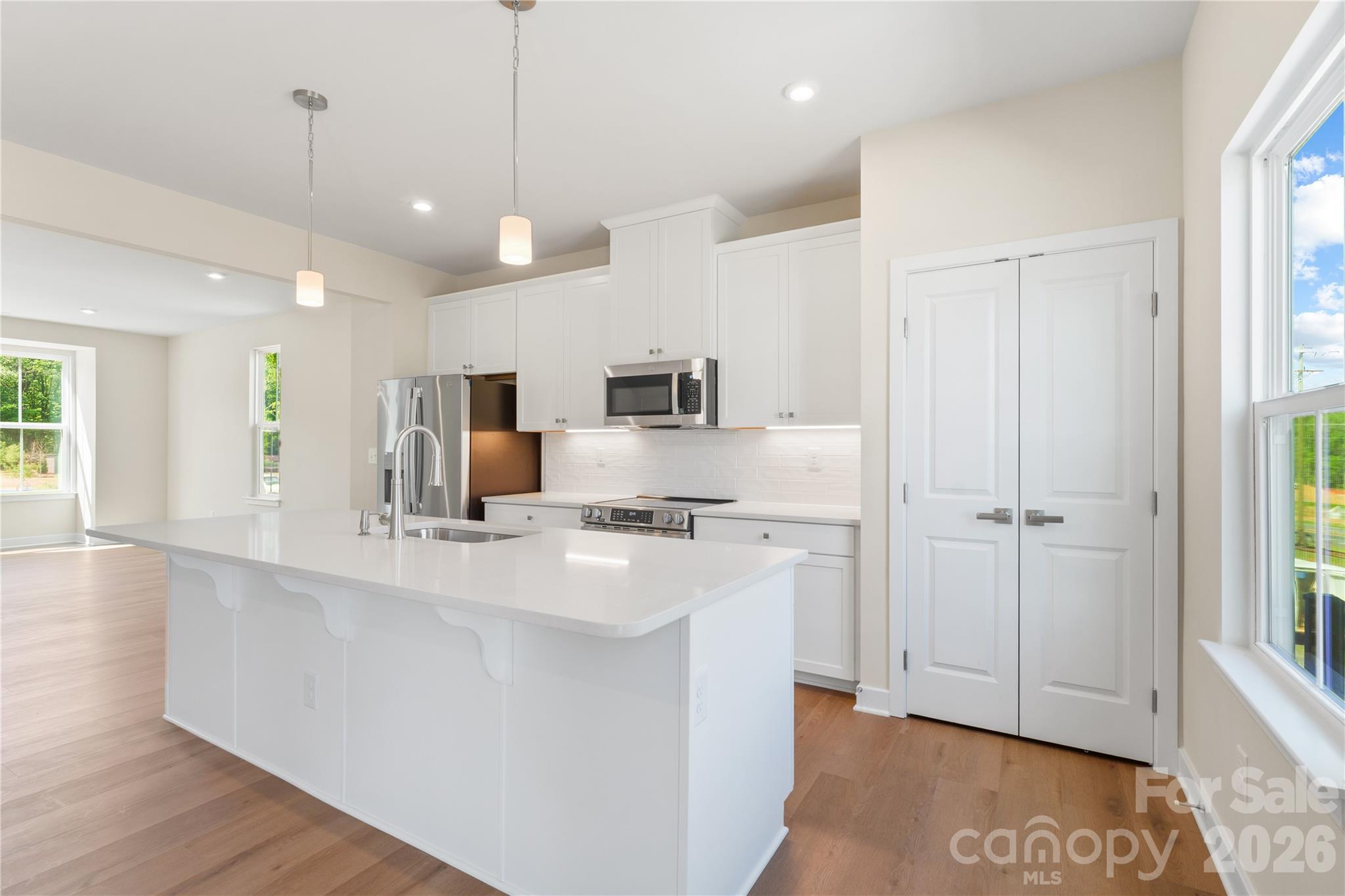 6004 Blue Ridge Oak Road Charlotte NC 28278