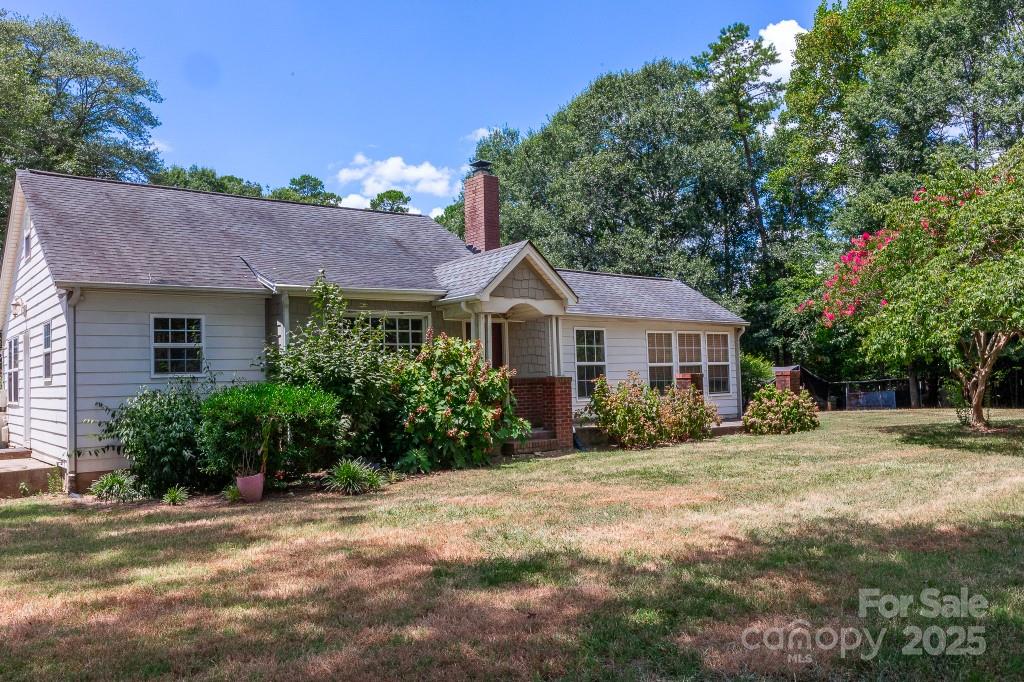14131 Lucia Riverbend Highway Mount Holly NC 28120