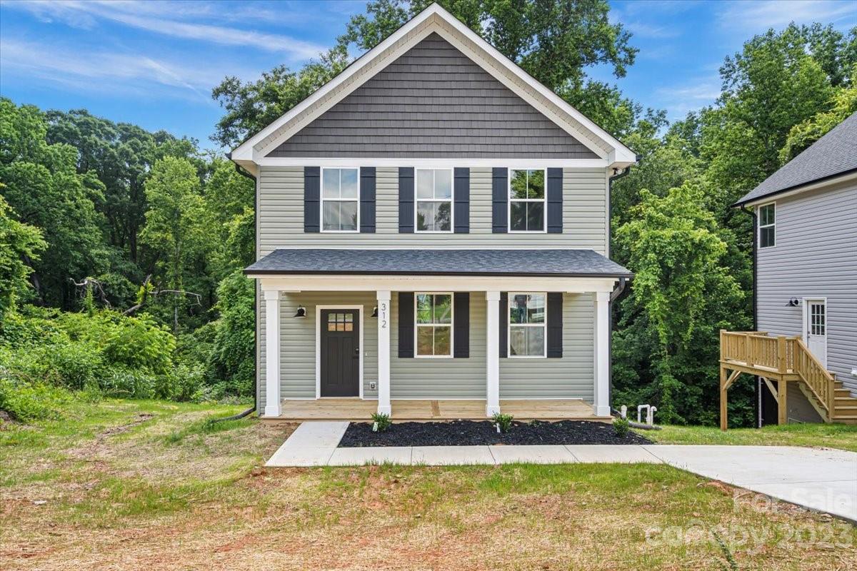 312 N Rhyne Street Gastonia NC 28054