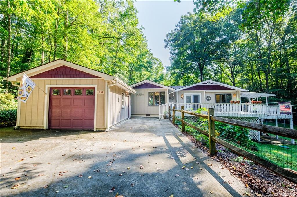 134 Fernwood Lane Pisgah Forest NC 28768