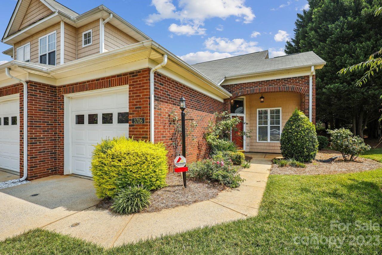 3706 Oak View Court Matthews NC 28105