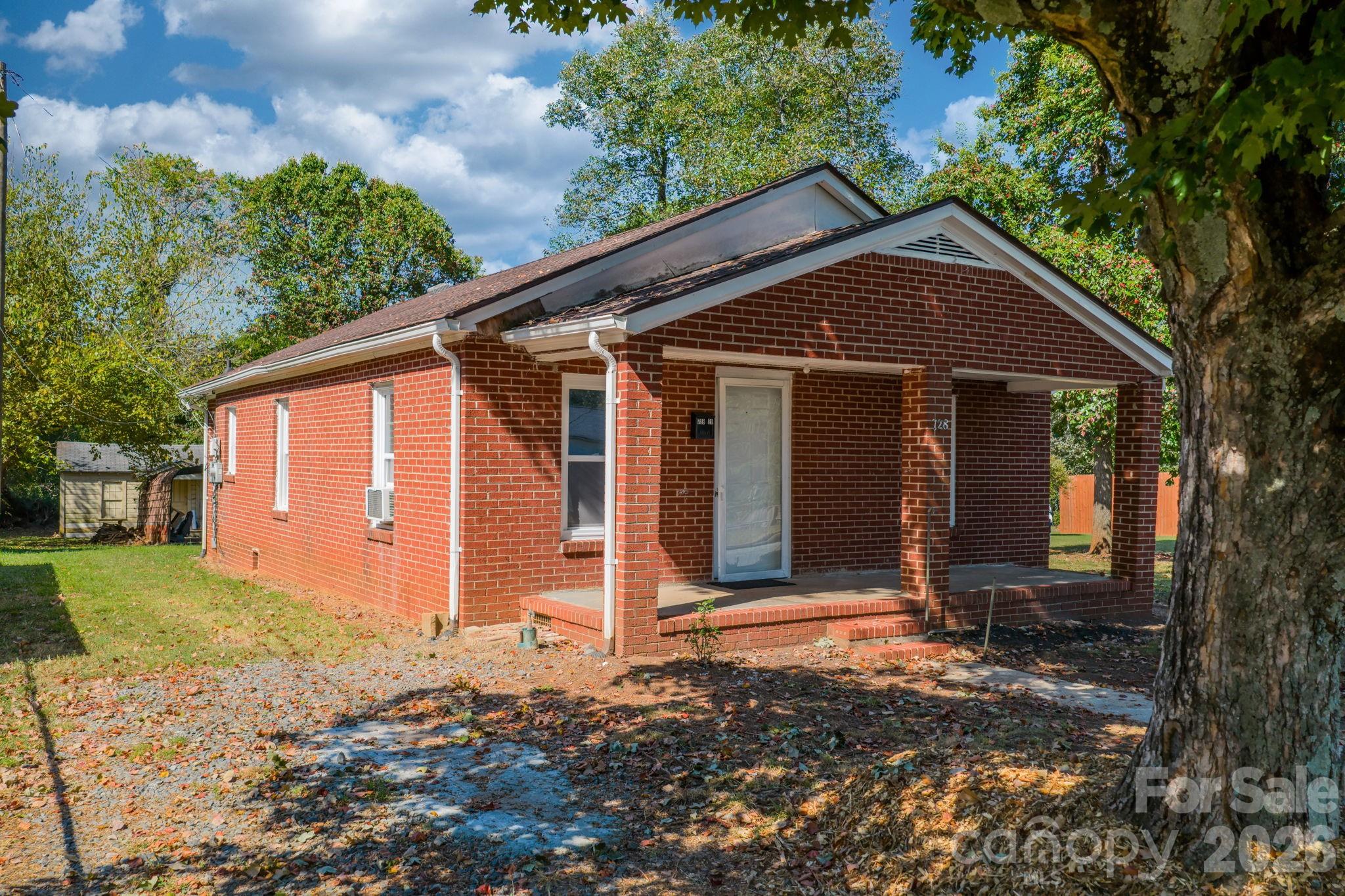 728 21st Street SW Hickory NC 28602