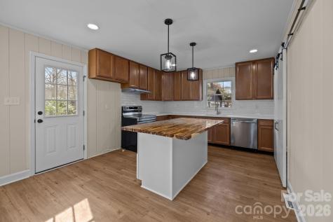 7101 Woodstock Drive Charlotte NC 28210