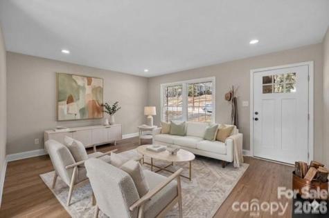 7101 Woodstock Drive Charlotte NC 28210